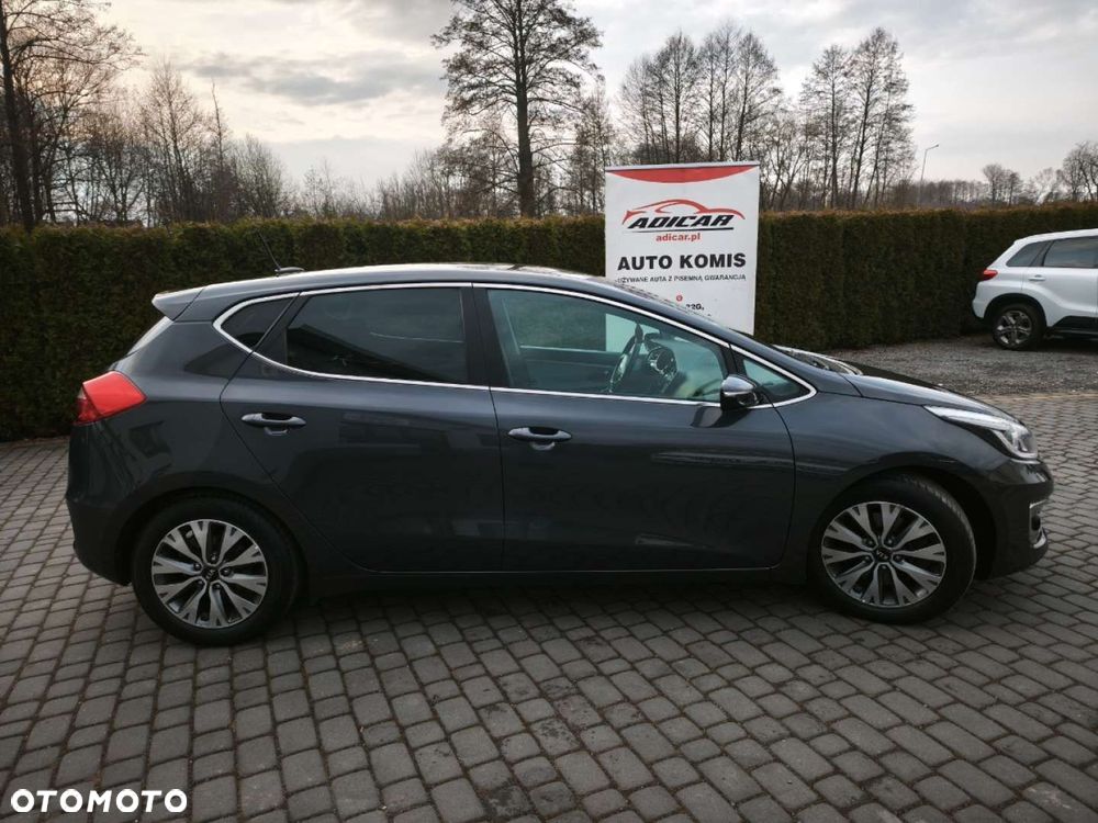 Kia Ceed - 5