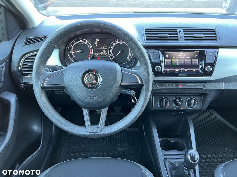 Skoda Fabia 1.0 Ambition - 10
