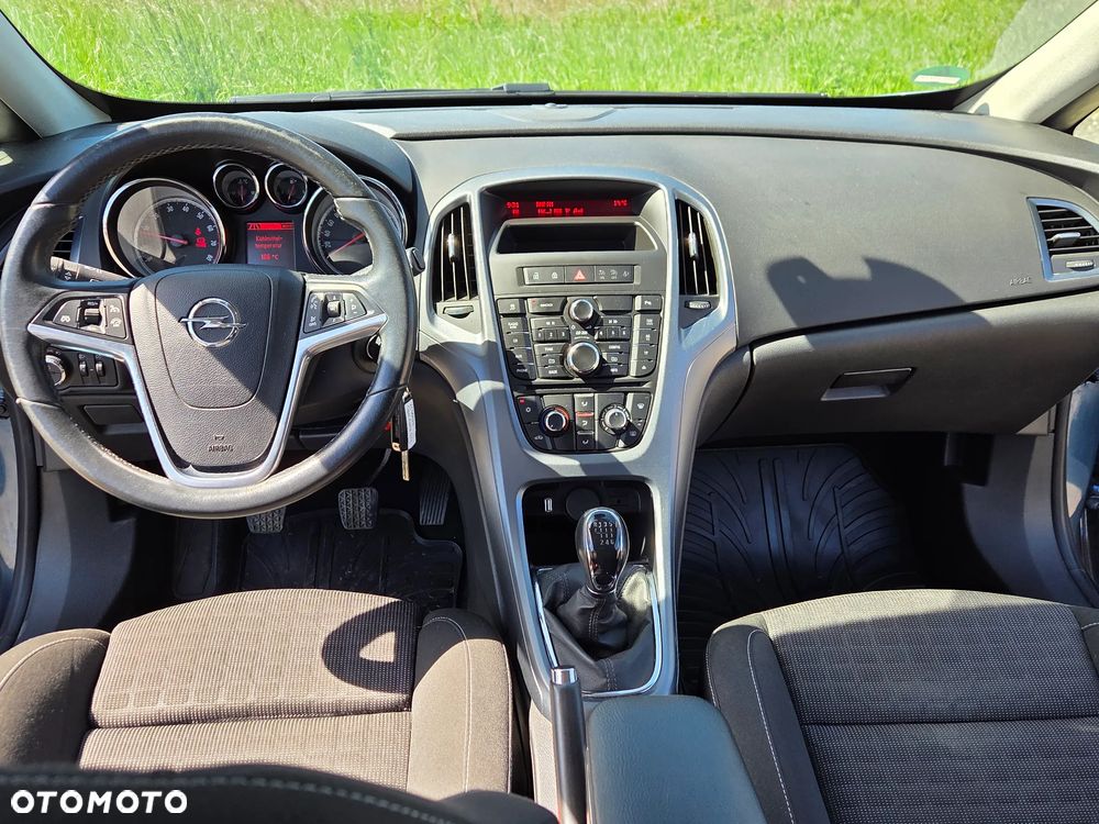 Opel Astra 1.4 Turbo - 14