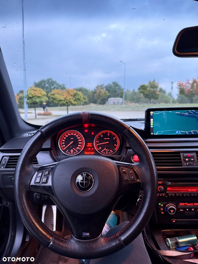 BMW Seria 3 325d Coupe - 10