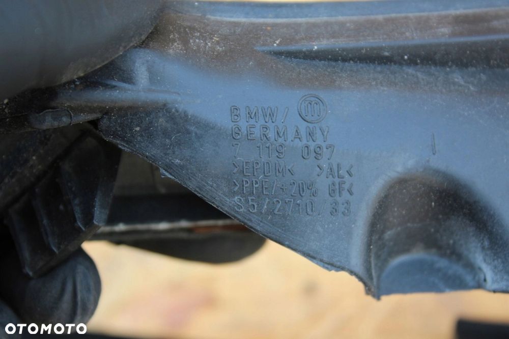 Listwa uszczelka listwy szyby tył boczne BMW e93 7119098 7119097 - 4