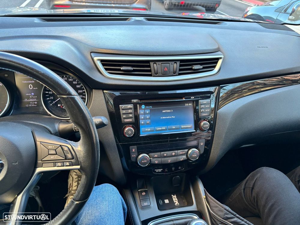 Nissan Qashqai 1.5 dCi N-Connecta Business - 9