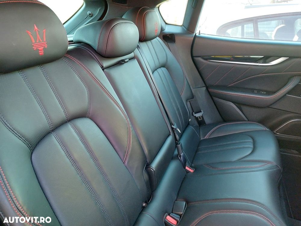 Maserati Levante Q4 GranSport - 9