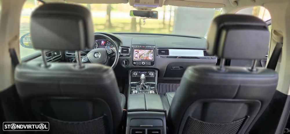 VW Touareg 3.0 TDI V6 Top Tiptronic - 12