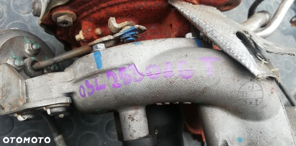 TURBINA TURBOSPRĘŻARKA AUDI A3 8P 1.6 TDI - 3