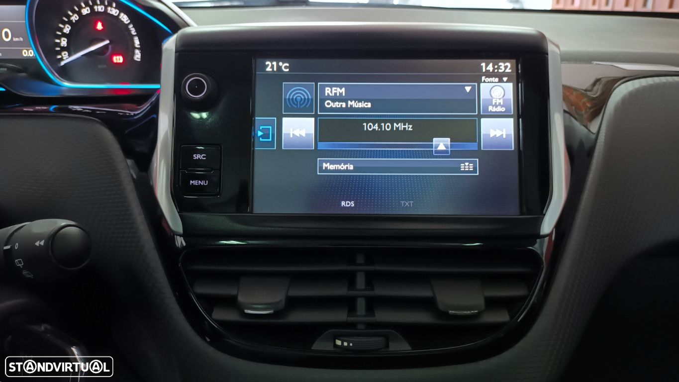 Peugeot 2008 1.2 PureTech Allure - 43