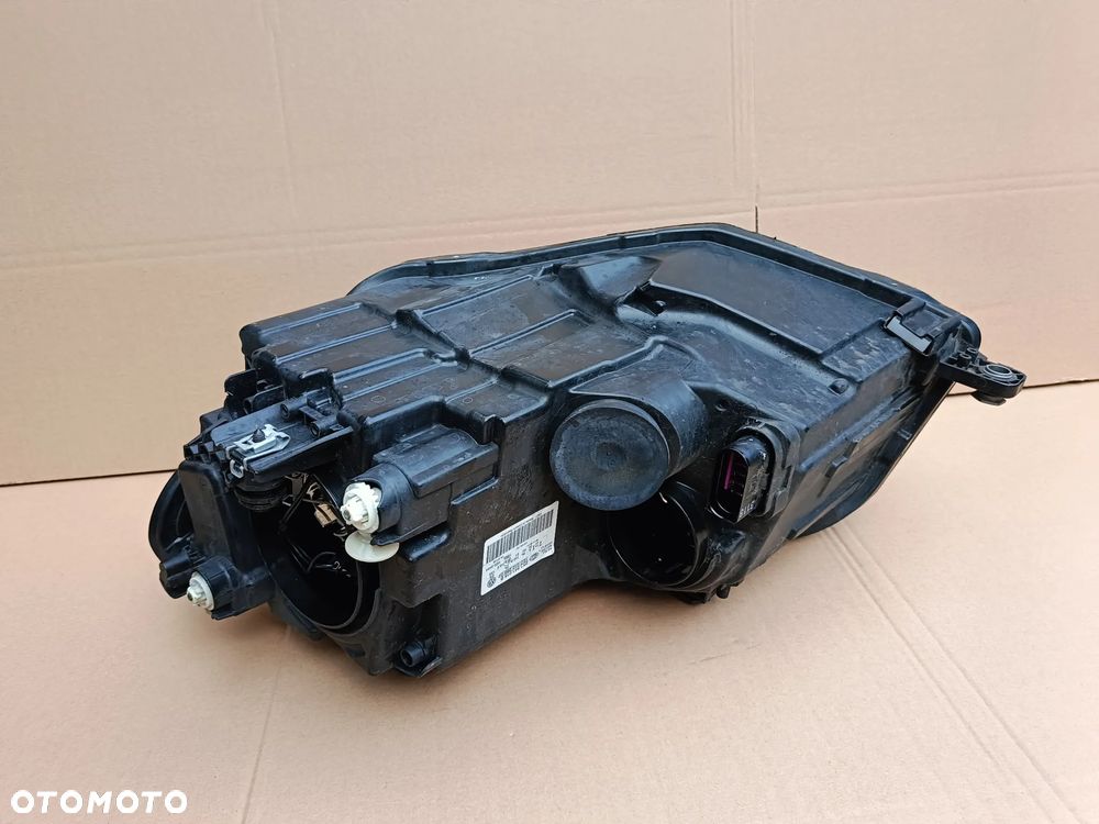 Lampa przednia prawa VW Caddy III 3 reflektor 2K1941016B - 7