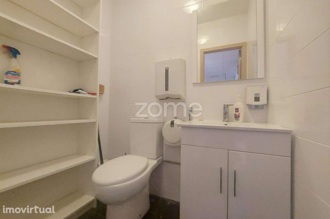 Loja com 120m2 no centro de Fátima - Grande imagem: 2/21