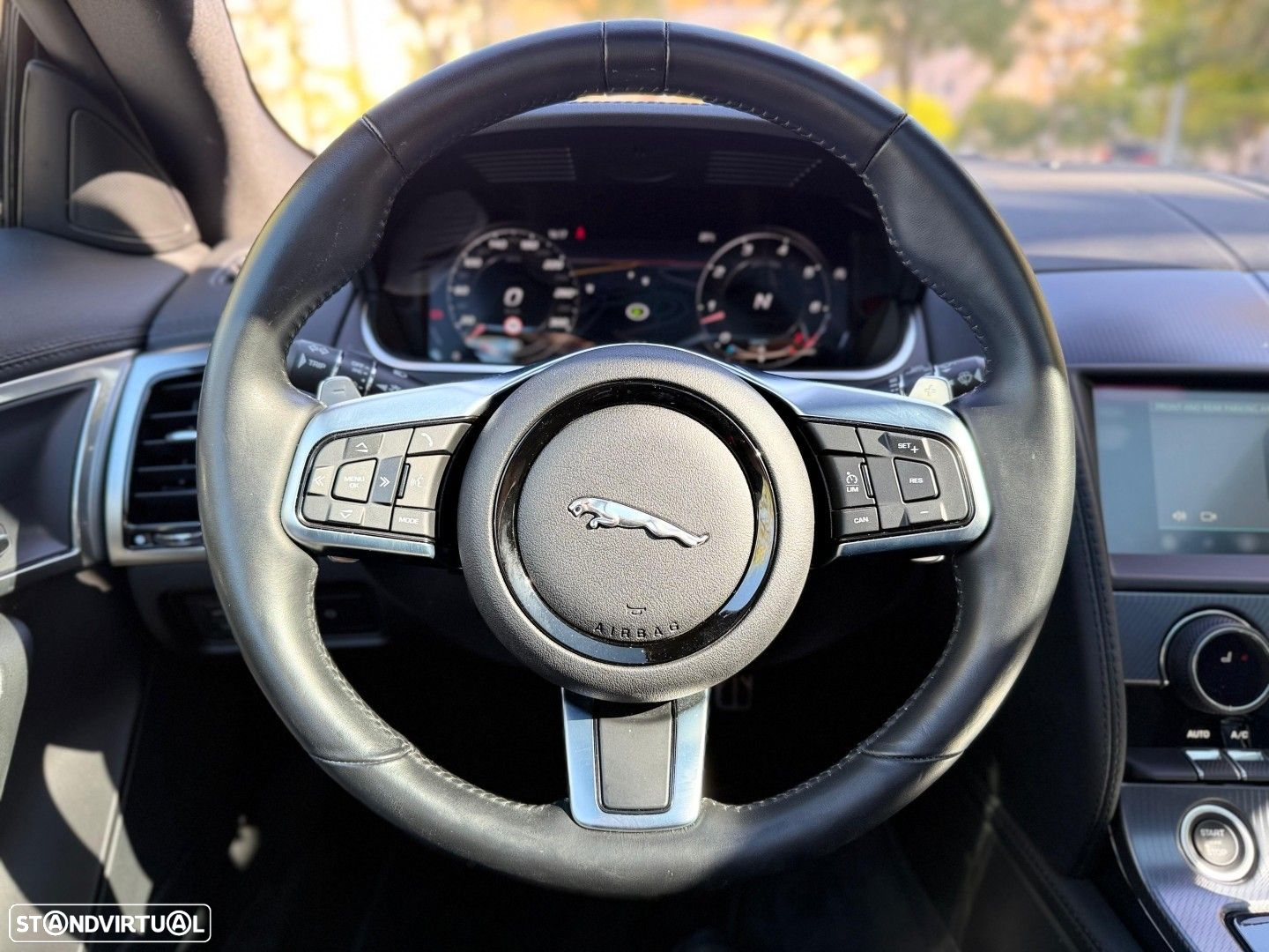 Jaguar F-Type Coupe 2.0 Aut. R-Dynamic - 17