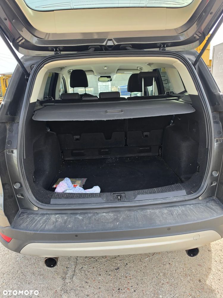 Ford Kuga - 7