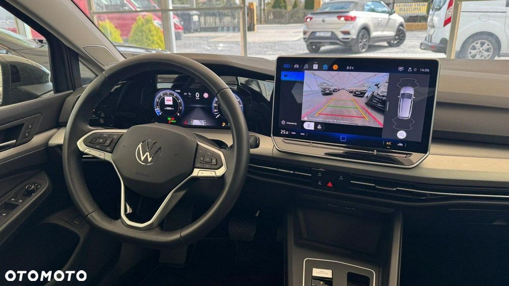 Volkswagen Golf Variant 1.5 eTSI mHEV Business DSG - 37