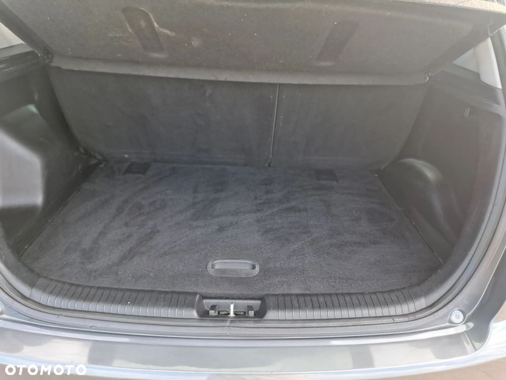 Kia Venga 1.6 CRDi 128 Business Line - 18