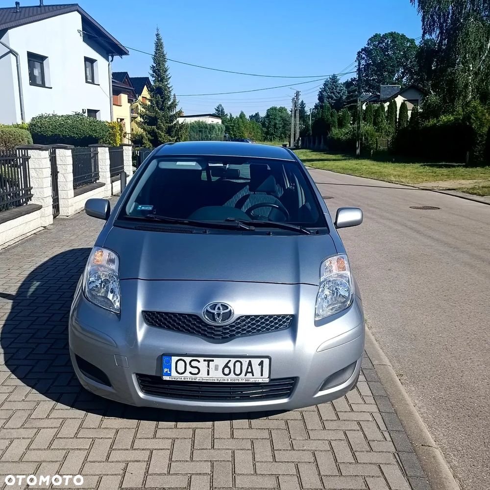 Toyota Yaris - 4