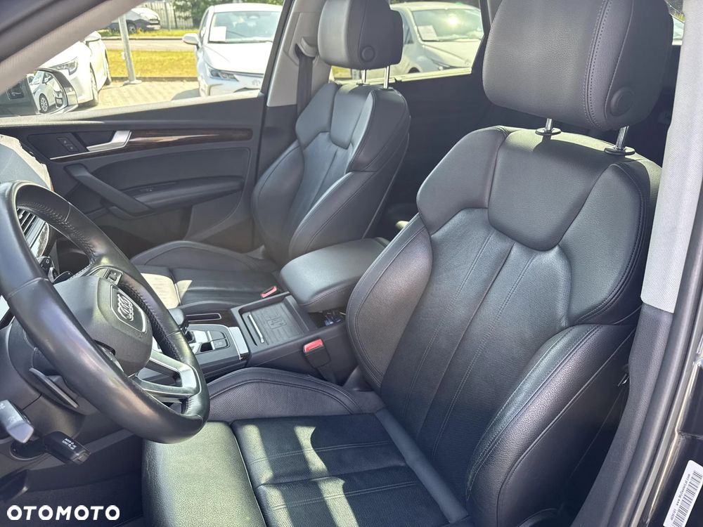 Audi Q5 2.0 TFSI quattro S tronic design - 17