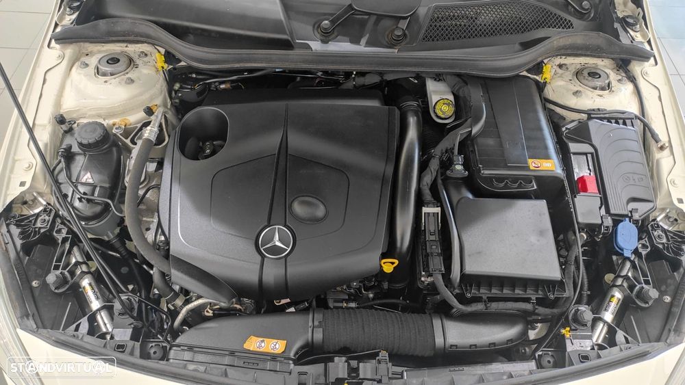 Mercedes-Benz A 200 CDi BE AMG Sport - 42