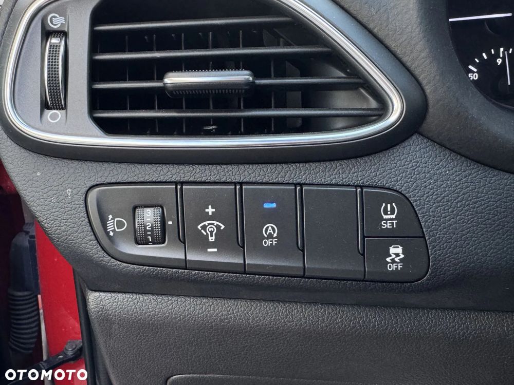Hyundai i30 1.0 T-GDI Premiere Comfort - 20