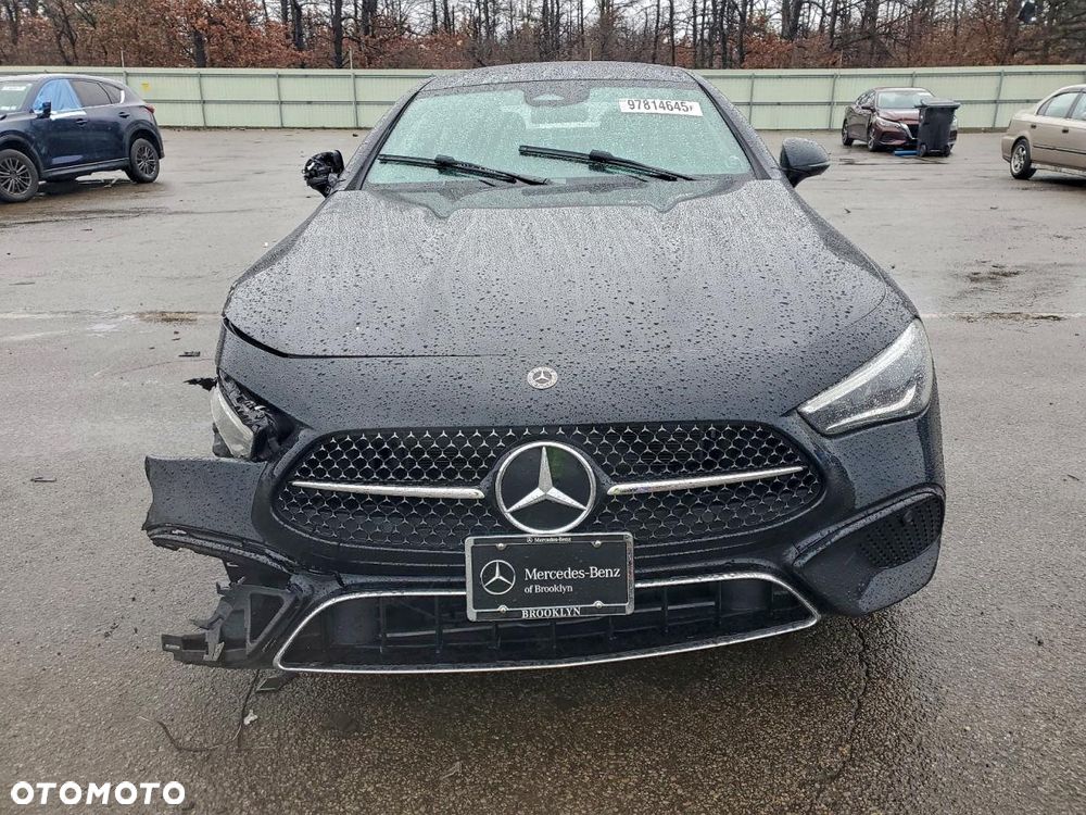 Mercedes-Benz CLE 300 4Matic 9G-TRONIC - 6