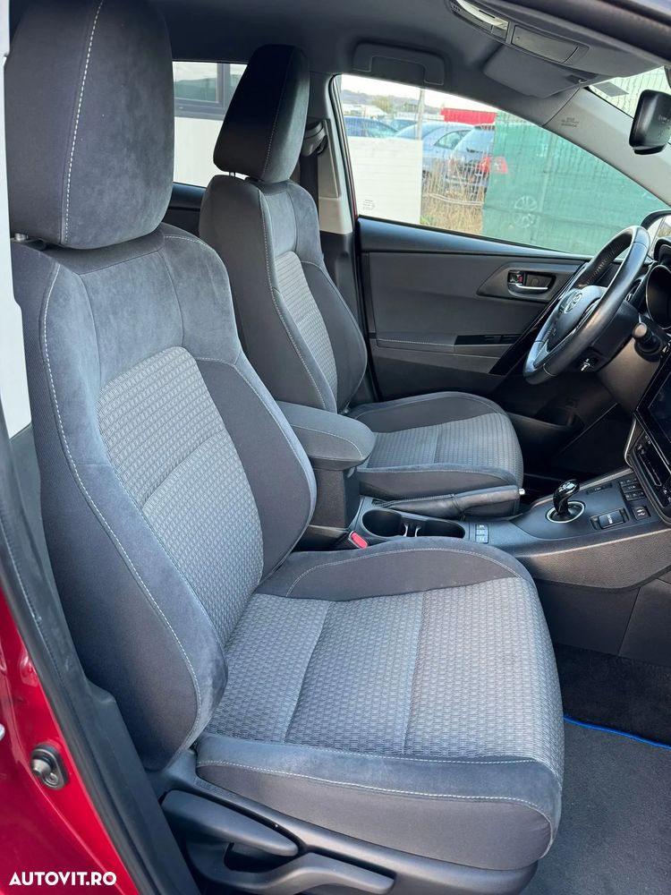 Toyota Auris - 19