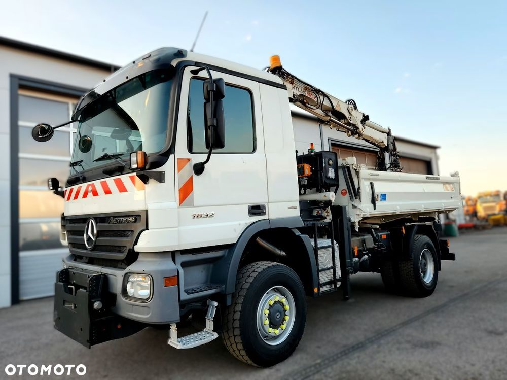 Mercedes-Benz Actros 1832 AK 4x4 – wywrotka 3-stronna MEILLER + HDS ATLAS 92.2 A2 – sterowanie radiowe - 2