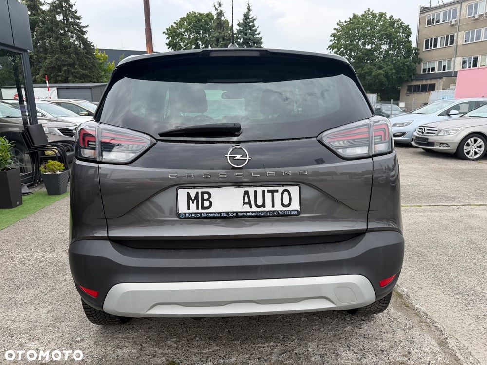 Opel Crossland X 1.2 T Design Line S&S - 10