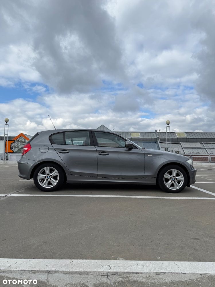 BMW Seria 1 116i - 4