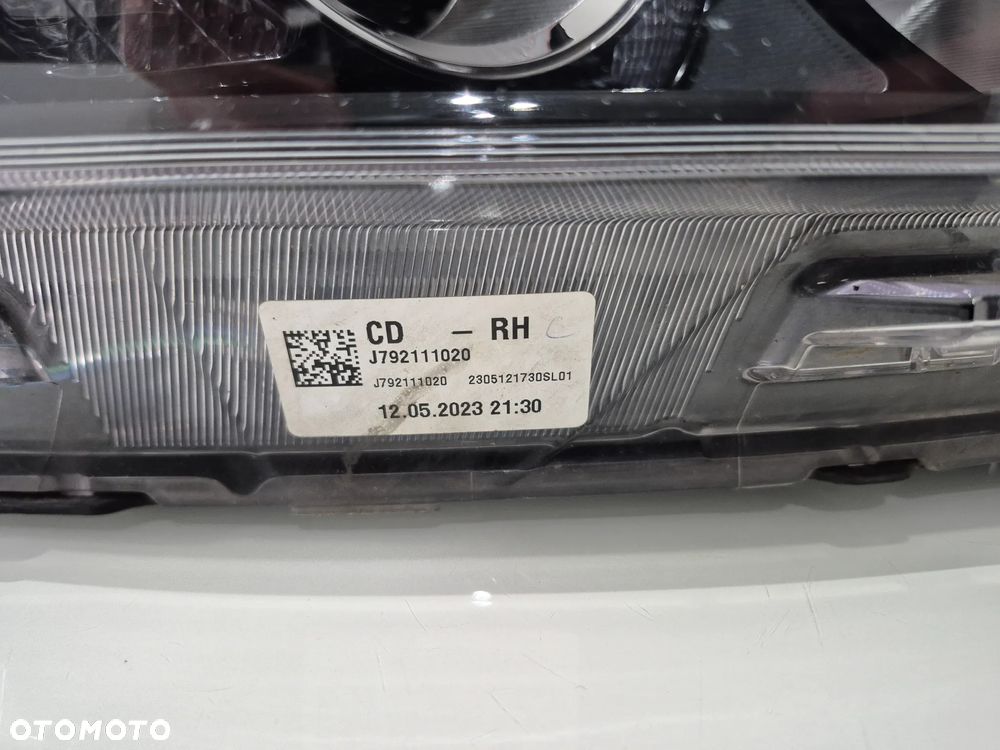 Kia Ceed III 21- lift Lampa reflektor soczewka prawy przód ciemny 12PIN Europa oryginalny - 6