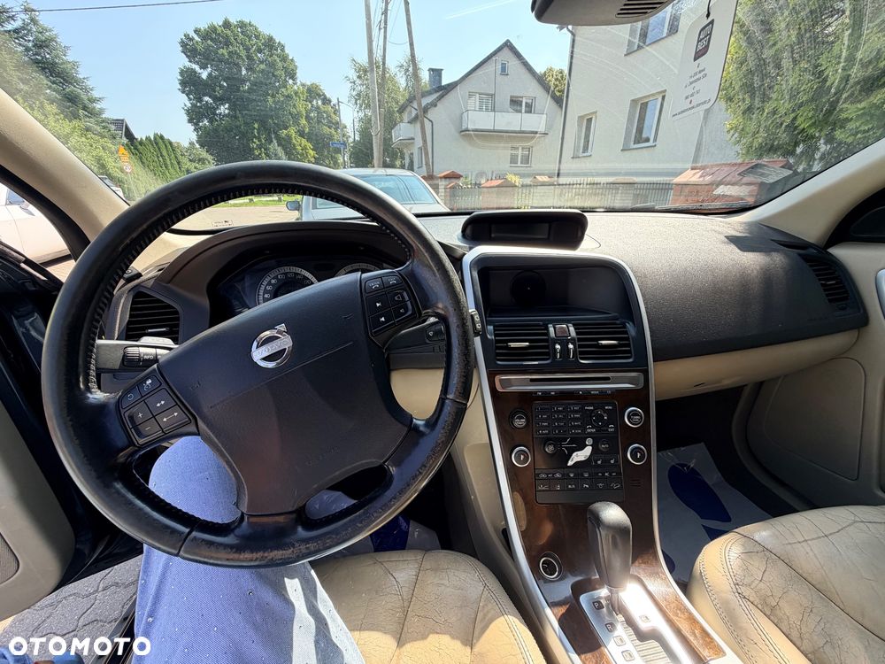 Volvo XC 60 T6 AWD Momentum - 18