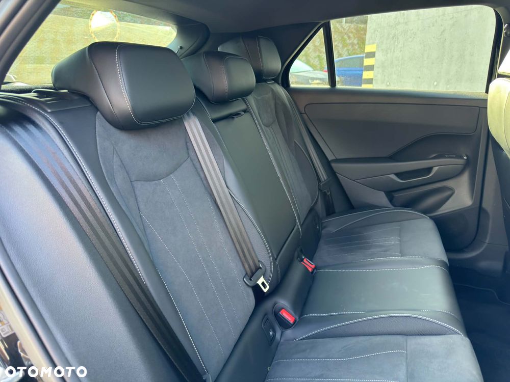 Volkswagen T-Roc 1.5 eTSI Style DSG - 18