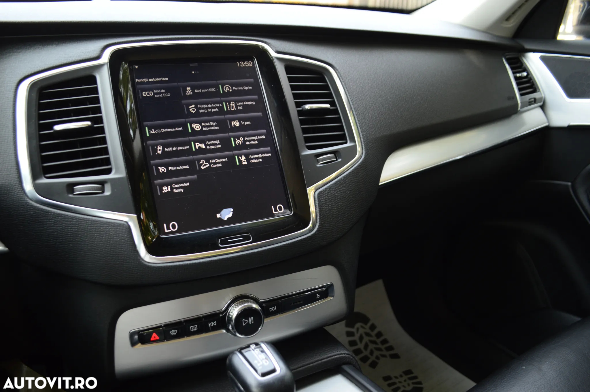 Volvo XC 90 B5 D AWD Geartronic Momentum Pro - 7