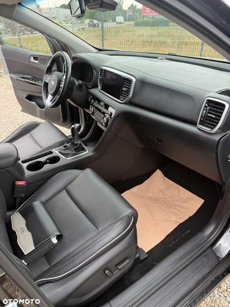 Kia Sportage 1.6 GDI 2WD Black Edition - 4