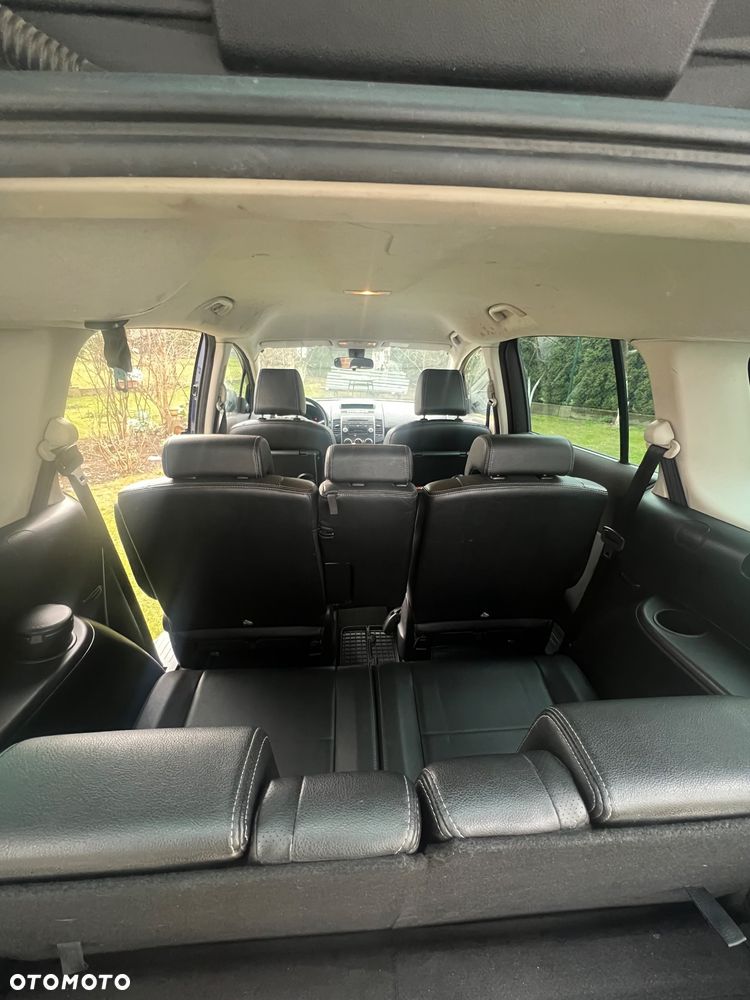 Mazda 5 2.0 CD Exclusive + - 12
