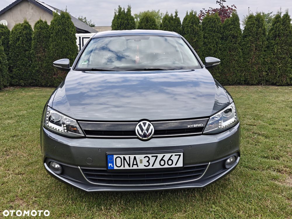Volkswagen Jetta - 5