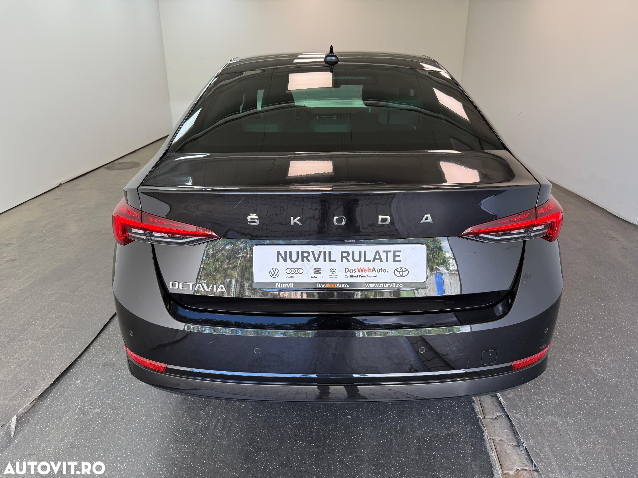 Skoda Octavia 2.0 TDI DSG Style - 9