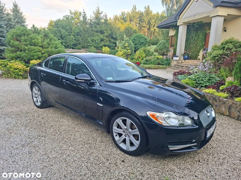Jaguar XF 3.0 V6 D Premium Luxury - 1