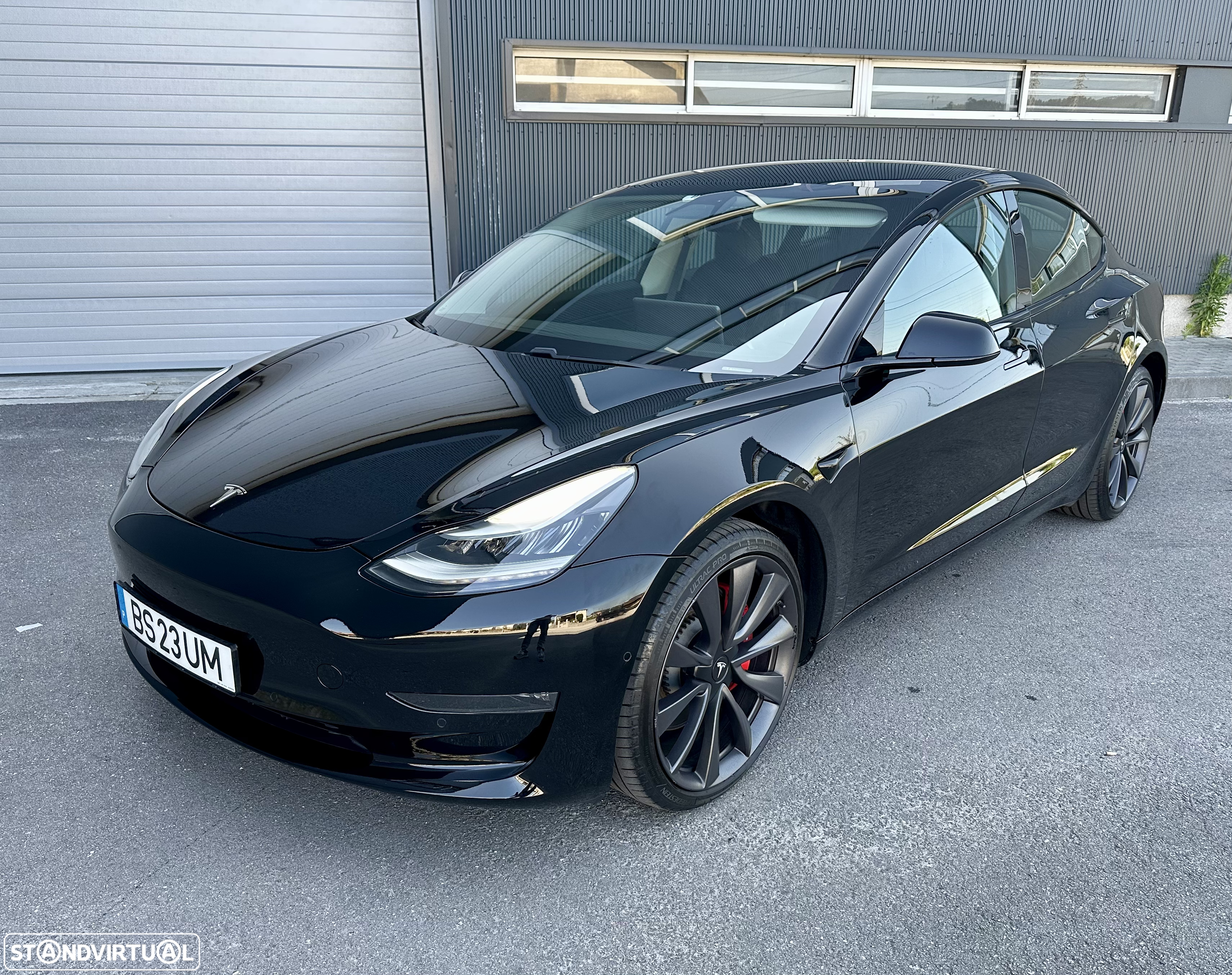 Tesla Model 3 Performance Dual Motor AWD - 4