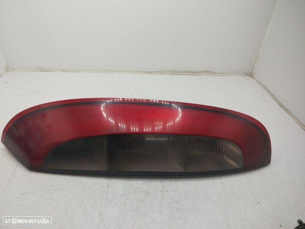 Farolim Stop Dto Opel Corsa C - 2