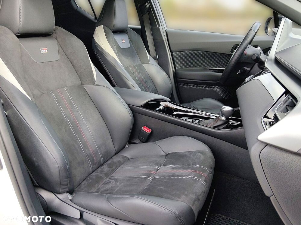 Toyota C-HR 2.0 Hybrid GR Sport - 13