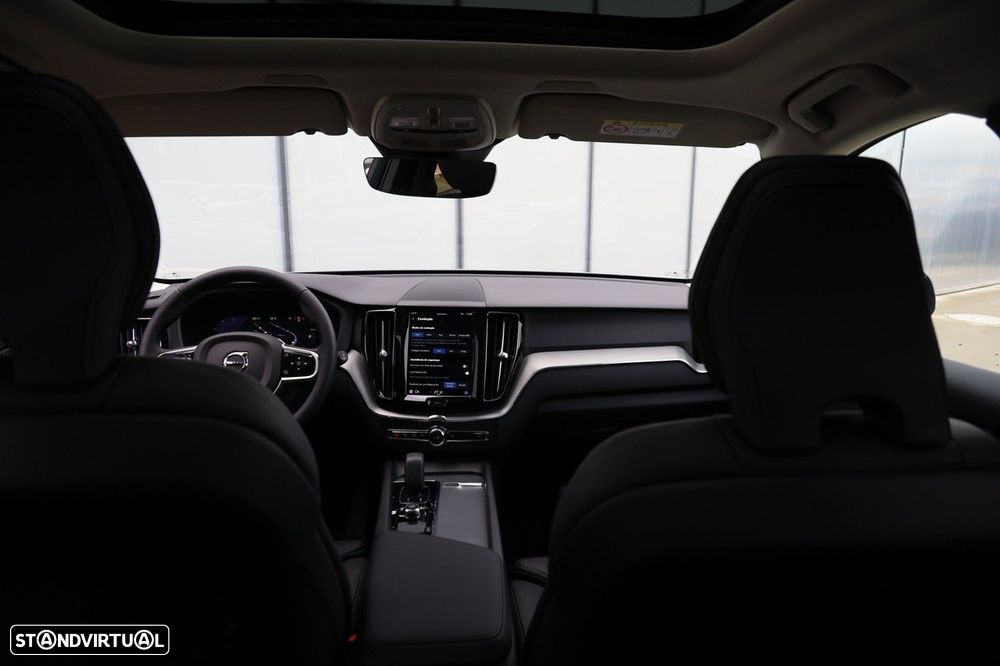 Volvo XC 60 2.0 T6 PHEV Plus Dark AWD - 15