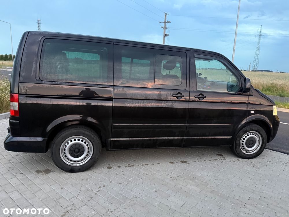 Volkswagen Multivan - 7