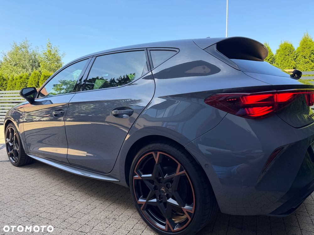 Cupra Leon 1.5 eTSI mHEV DSG - 3