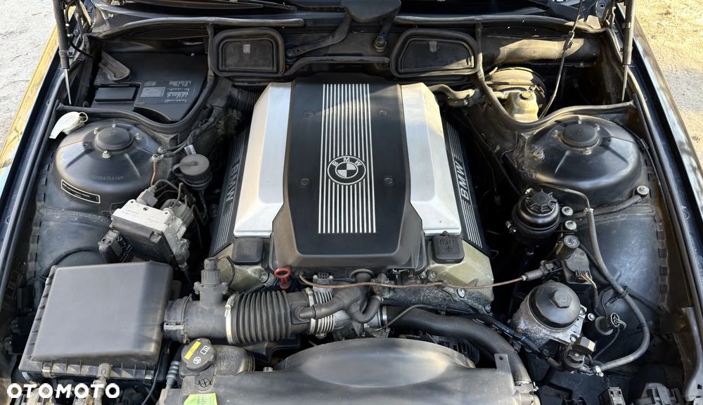 BMW Seria 7 - 29
