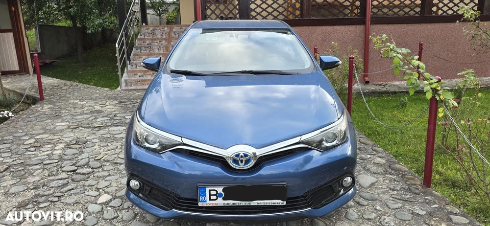 Toyota Auris - 2