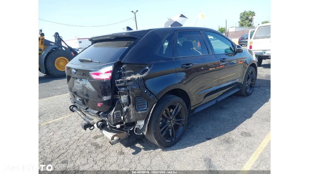 Ford Edge - 4