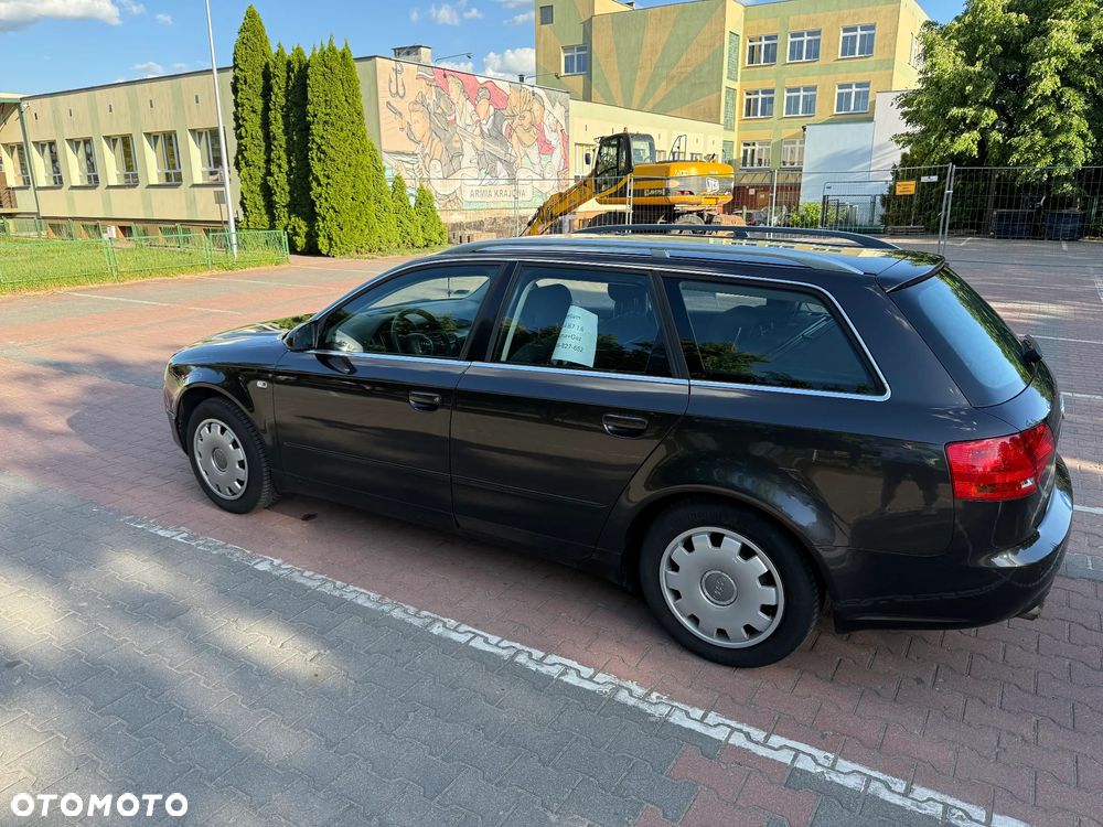 Audi A4 Avant - 10