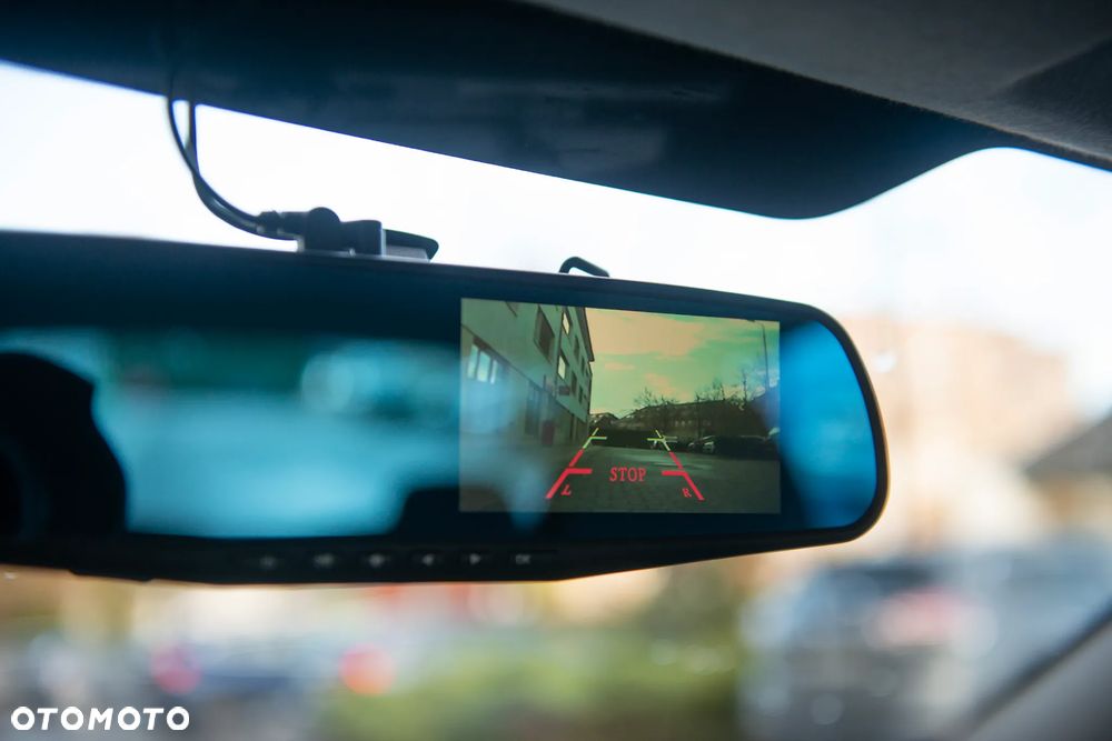 Peugeot 107 70 Millesim 200 - 34