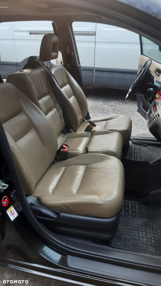 Honda FR-V 2.2 i-CTDi Comfort - 11