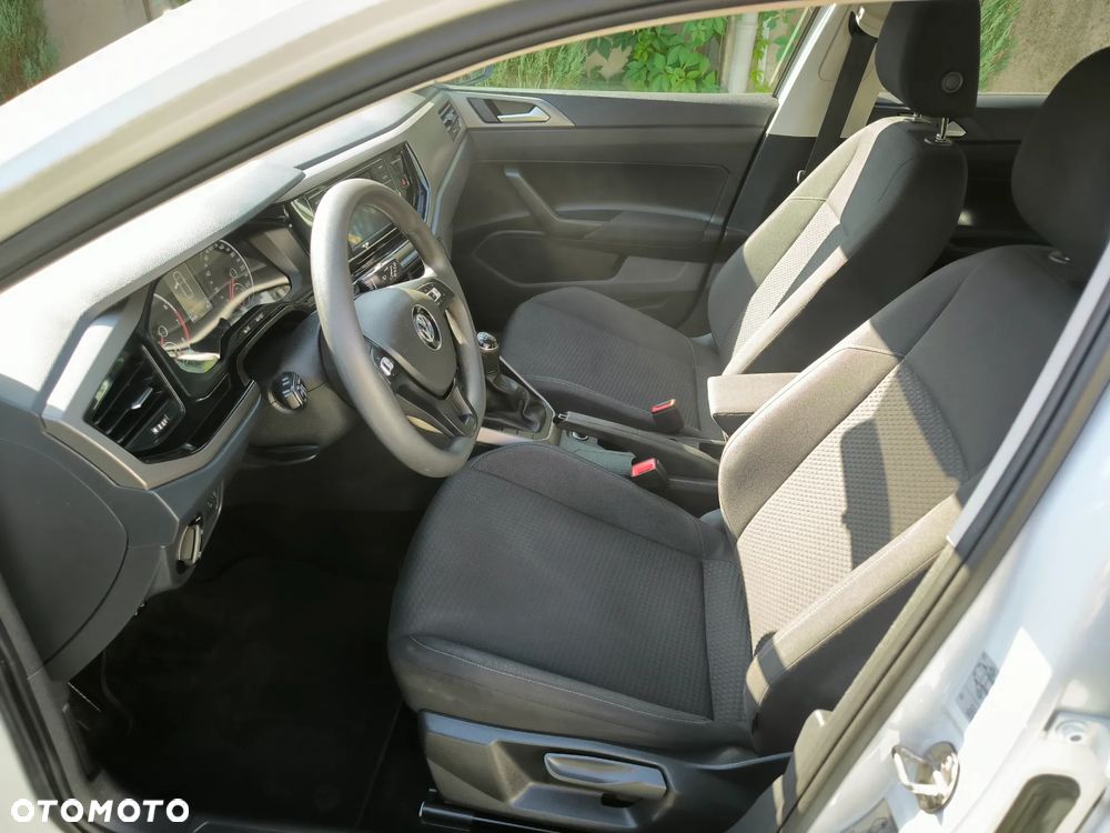 Volkswagen Polo - 21