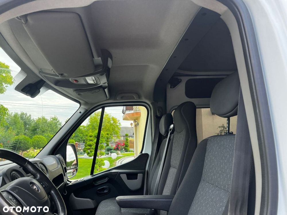 Opel Movano Max 9 osobowy - 27