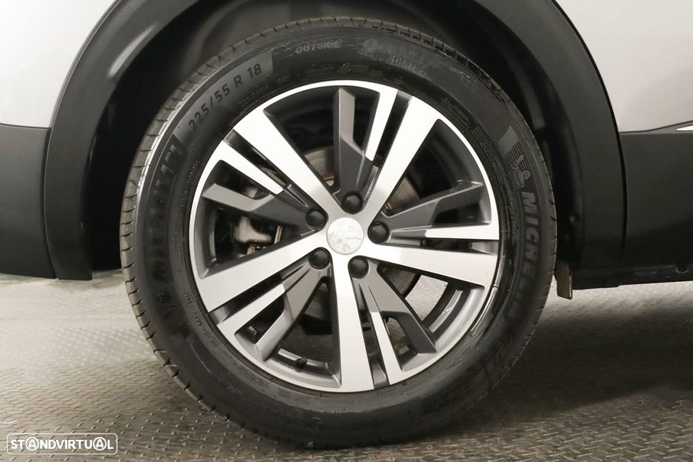 Peugeot 3008 1.6 Hybrid Allure Pack e-EAT8 - 5