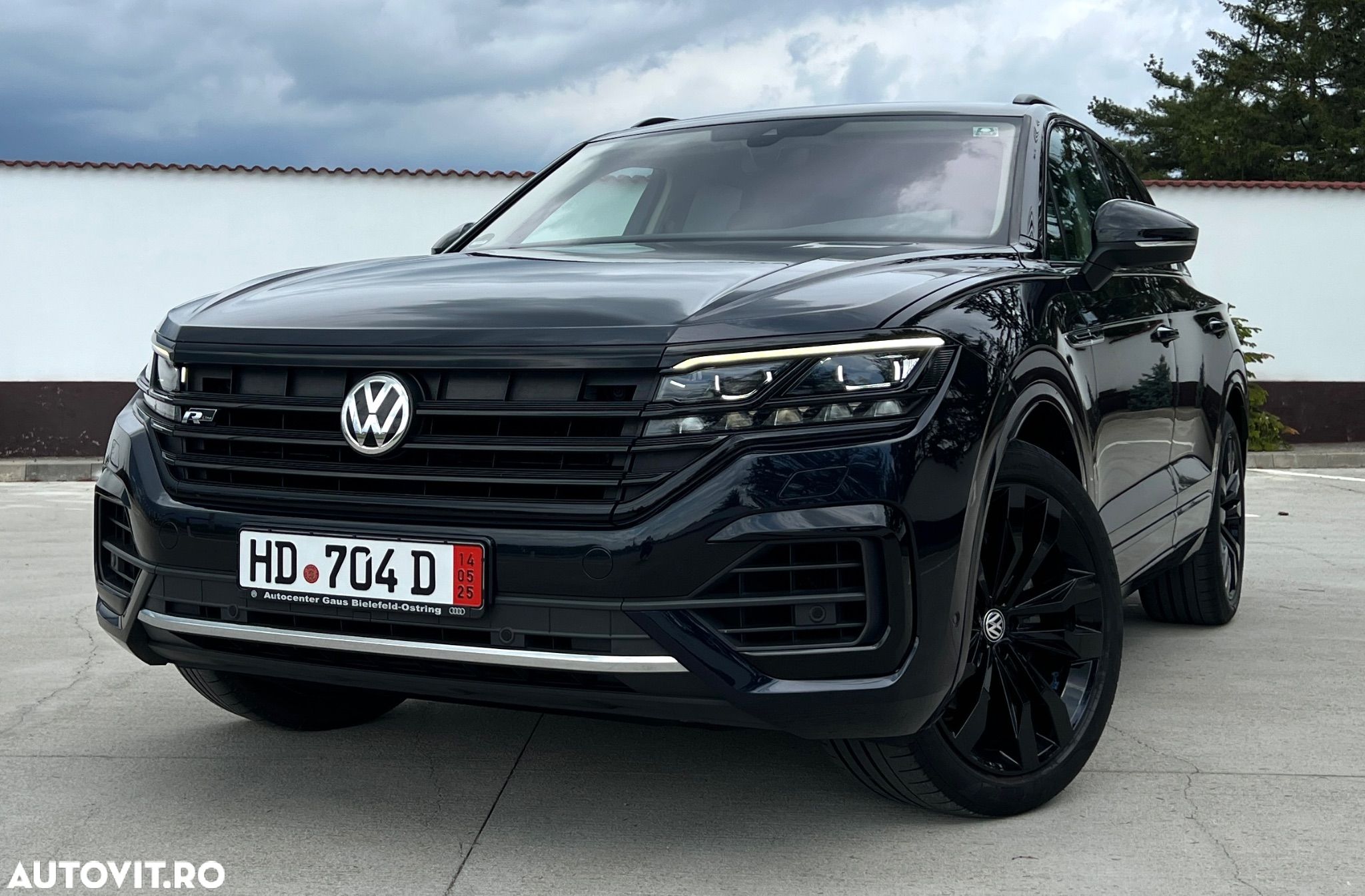Volkswagen Touareg 3.0 V6 TDI 4Motion DPF Automatik R-Line - 1